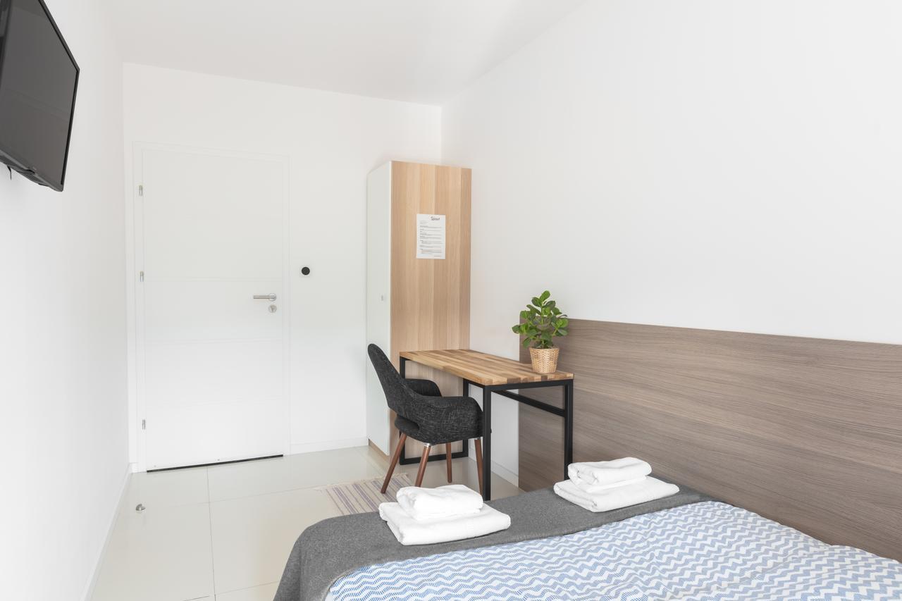 B&B Sport Rooms Warszawa Exteriör bild
