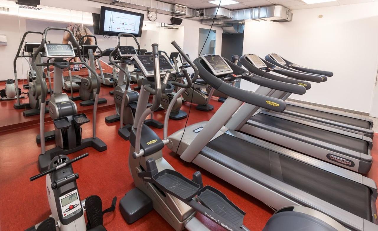B&B Sport Rooms Warszawa Exteriör bild